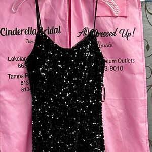 Shimming Gorgeous Black Sequined Formal Dress